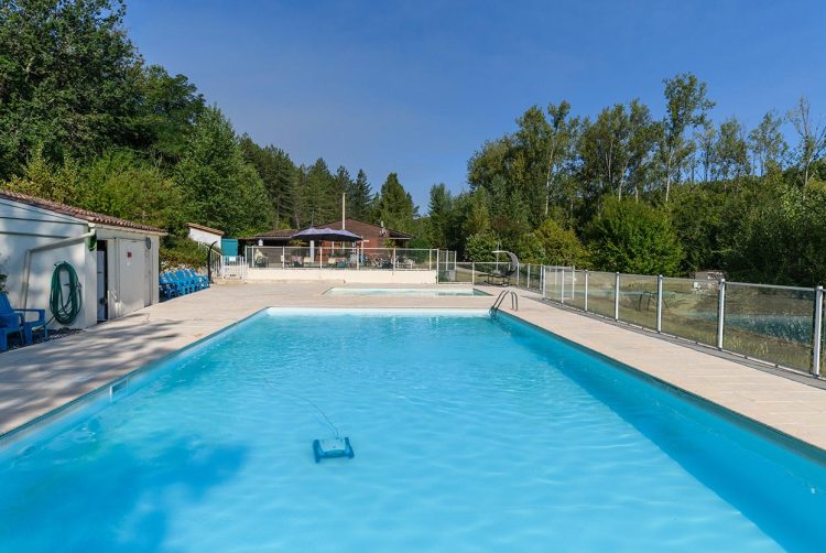 Lac Agen, Lac Lot-et-Garonne, Location avec base de loisirs Agen, Location avec base de loisirs Lot-et-Garonne, Location chalet Agen, Location chalet Lot-et-Garonne, Location gîte Agen, Location gîte Lot-et-Garonne, Pêche Agen, Pêche Lot-et-Garonne, Vacance campagne Agen, Vacance campagne Lot-et-Garonne