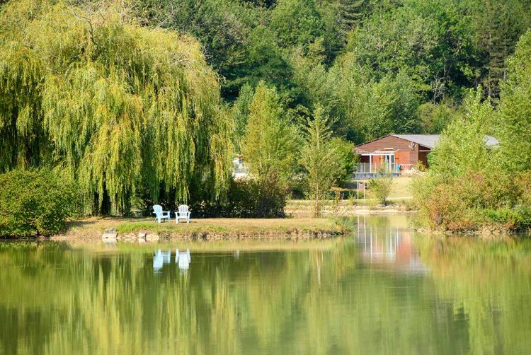 Lac Agen, Lac Lot-et-Garonne, Location avec base de loisirs Agen, Location avec base de loisirs Lot-et-Garonne, Location chalet Agen, Location chalet Lot-et-Garonne, Location gîte Agen, Location gîte Lot-et-Garonne, Pêche Agen, Pêche Lot-et-Garonne, Vacance campagne Agen, Vacance campagne Lot-et-Garonne